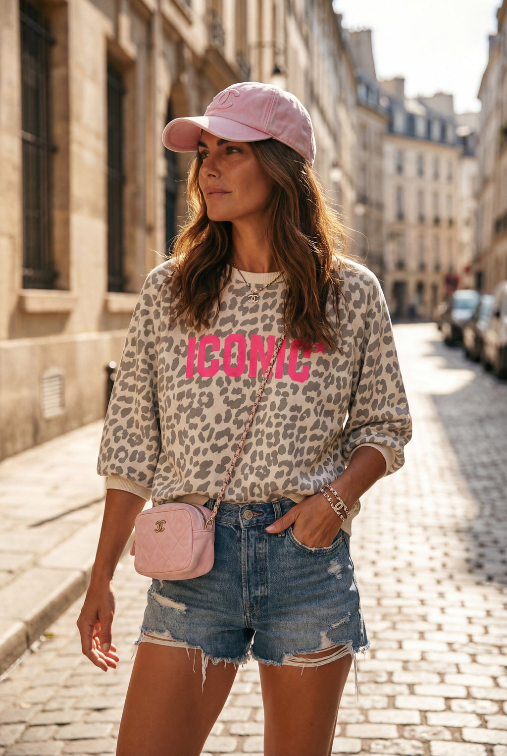 THE NEON MUSE SWEATER - CREAM Coats & Blazers Avril Vin 