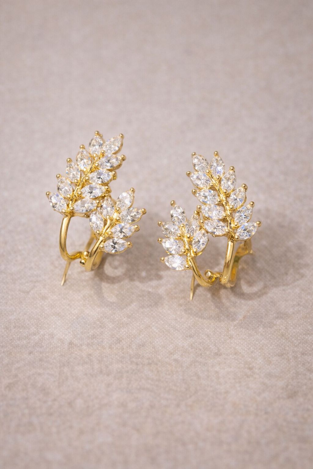 THE AURELIA LEAF EARRINGS - GOLD Jewellery & Accessories Coco Jewellery 